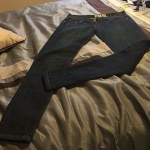 Women’s jeans